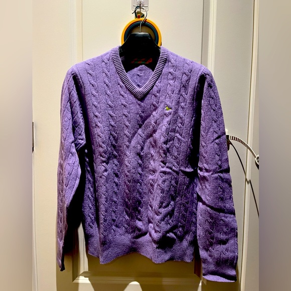 V neck 100% soft wool sweater - Picture 1 of 4